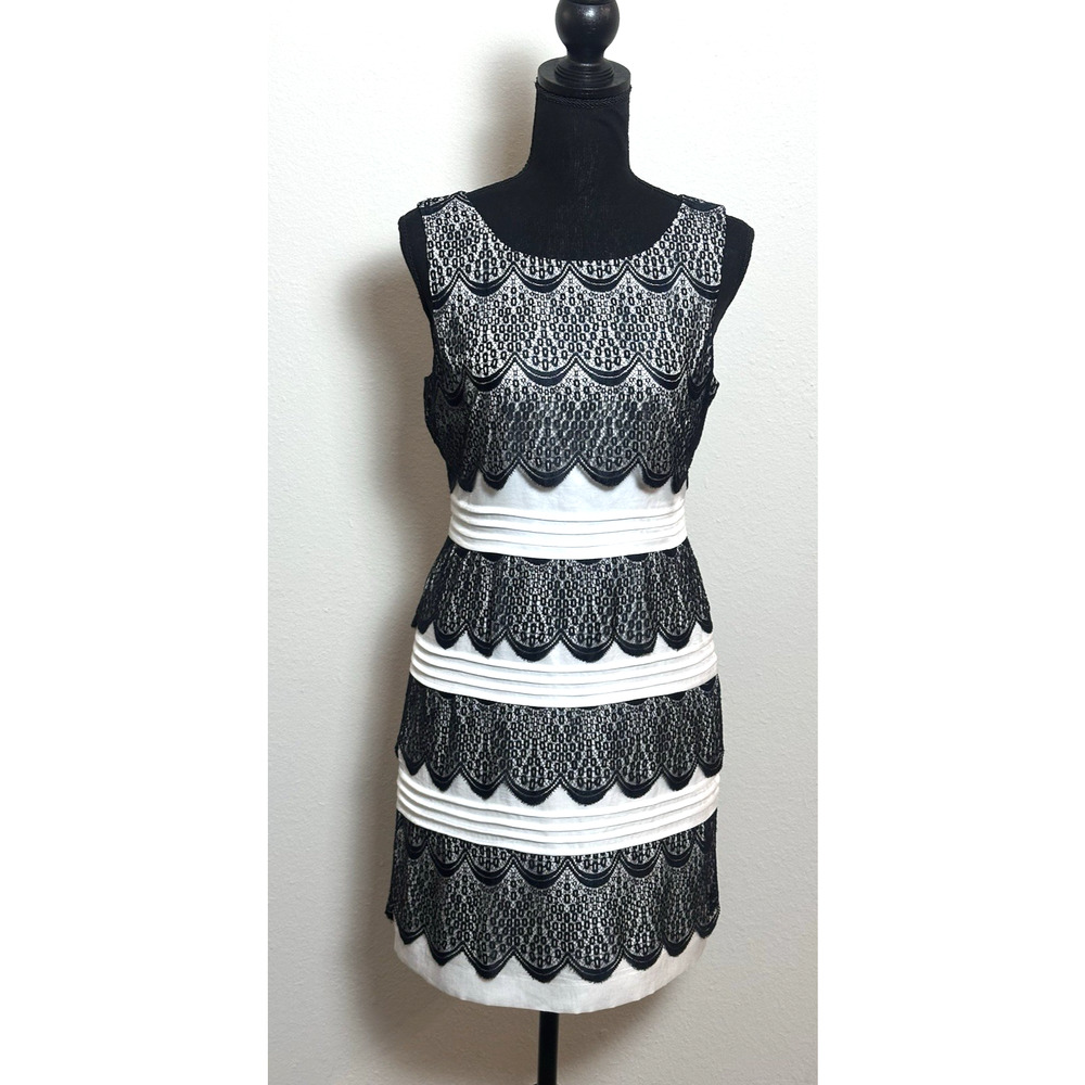 BCBGMaxazria BlackWhiteScalloped Lace Sleeveless Dress Size 8P
